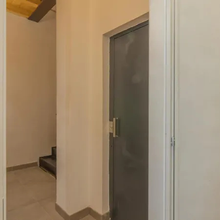 Pave Konukevi Viterbo